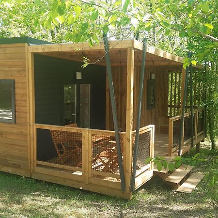 La Clairiere - Ecolieu De Vacances Lamothe-Fenelon Kültér fotó