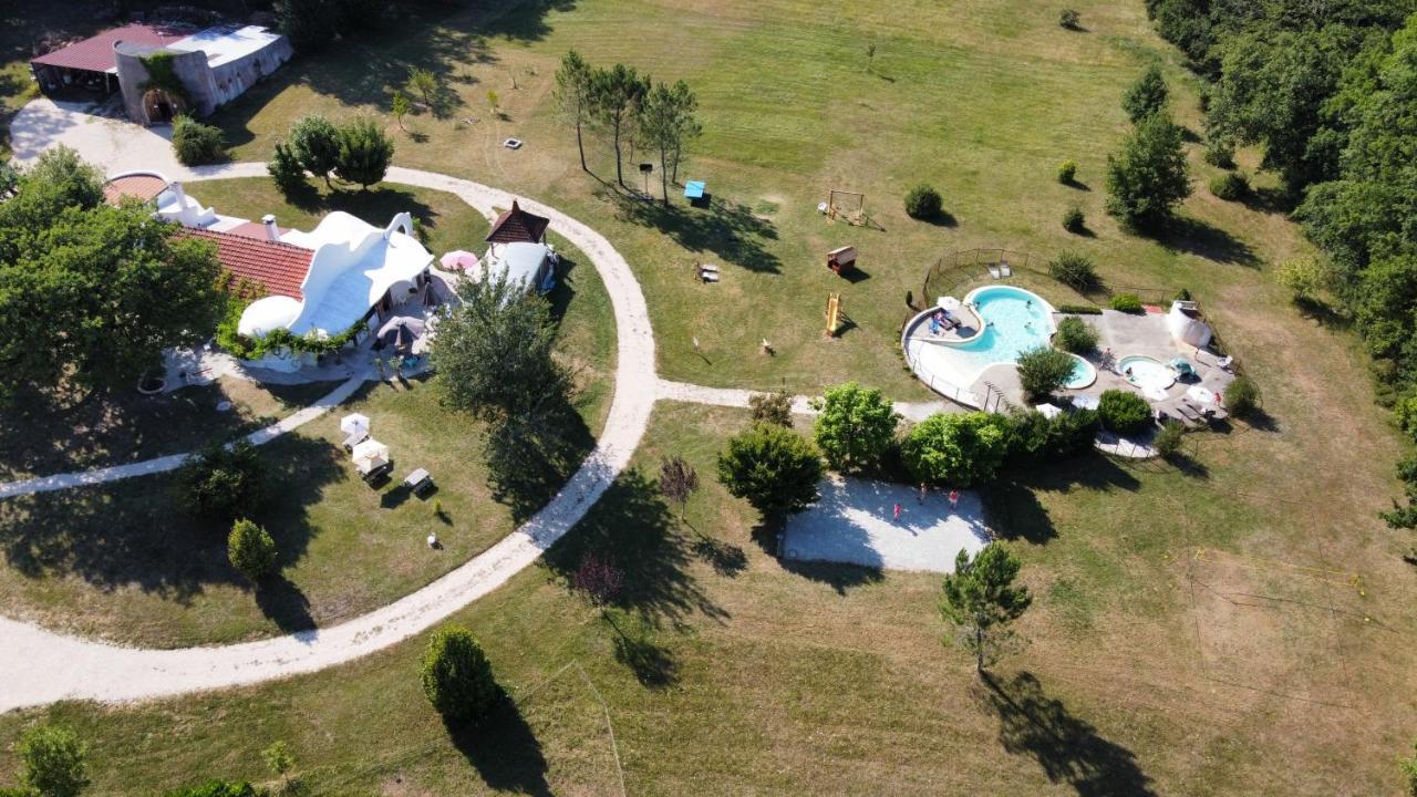 La Clairiere - Ecolieu De Vacances Lamothe-Fenelon Kültér fotó