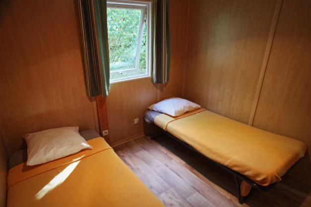 La Clairiere - Ecolieu De Vacances Lamothe-Fenelon Kültér fotó